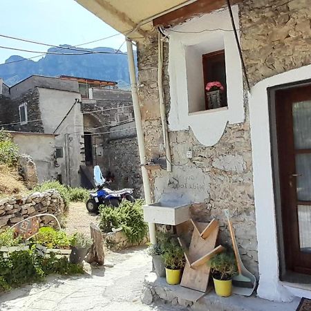 B&B 8A Castelbianco Colletta Extérieur photo